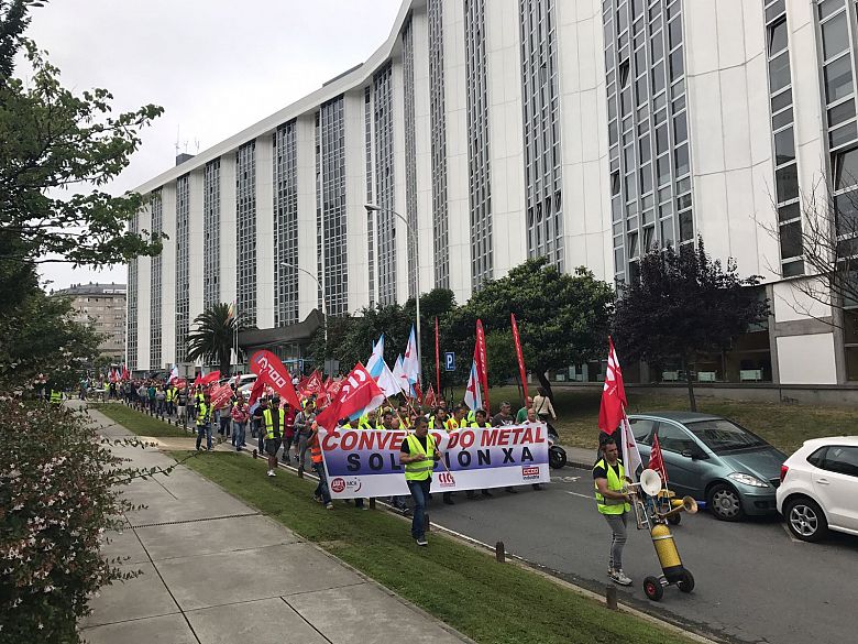 2017-07-13 mani Metal Coruña 002.jpg